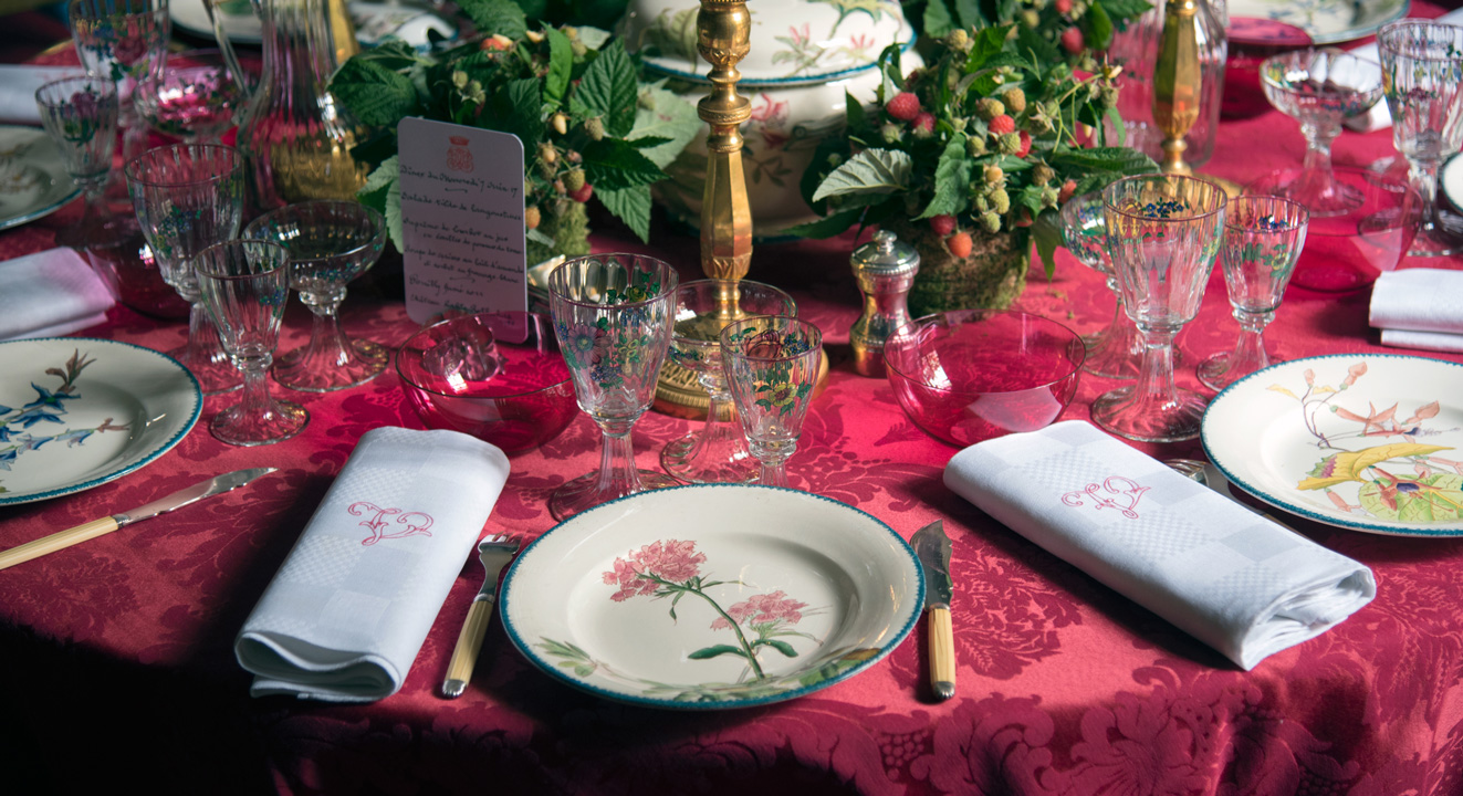 Réception de luxe à Paris, organisation de déjeuners et dîners d'exception dans la tradition de l’art de recevoir à la Française